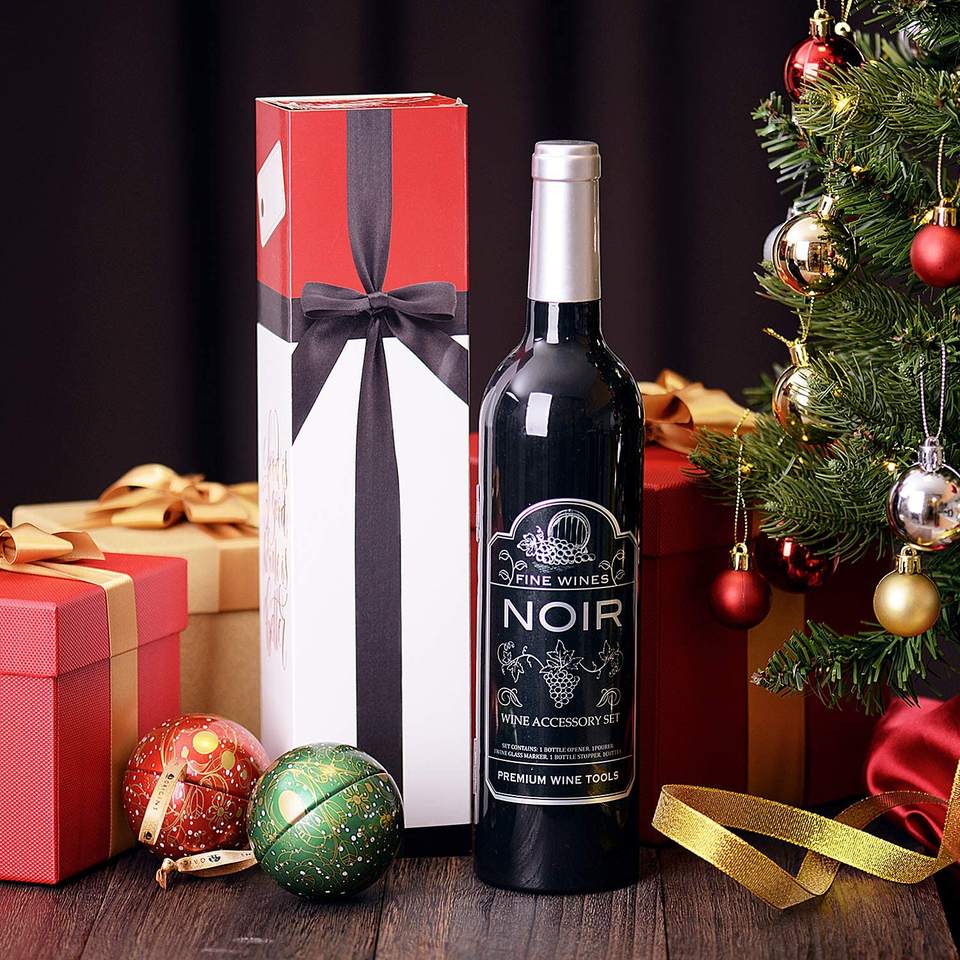Elegant Wine Accessory Set™