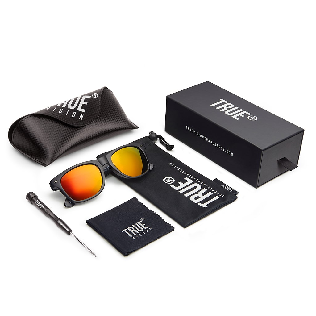 Polarised Sunglasses with Accessories