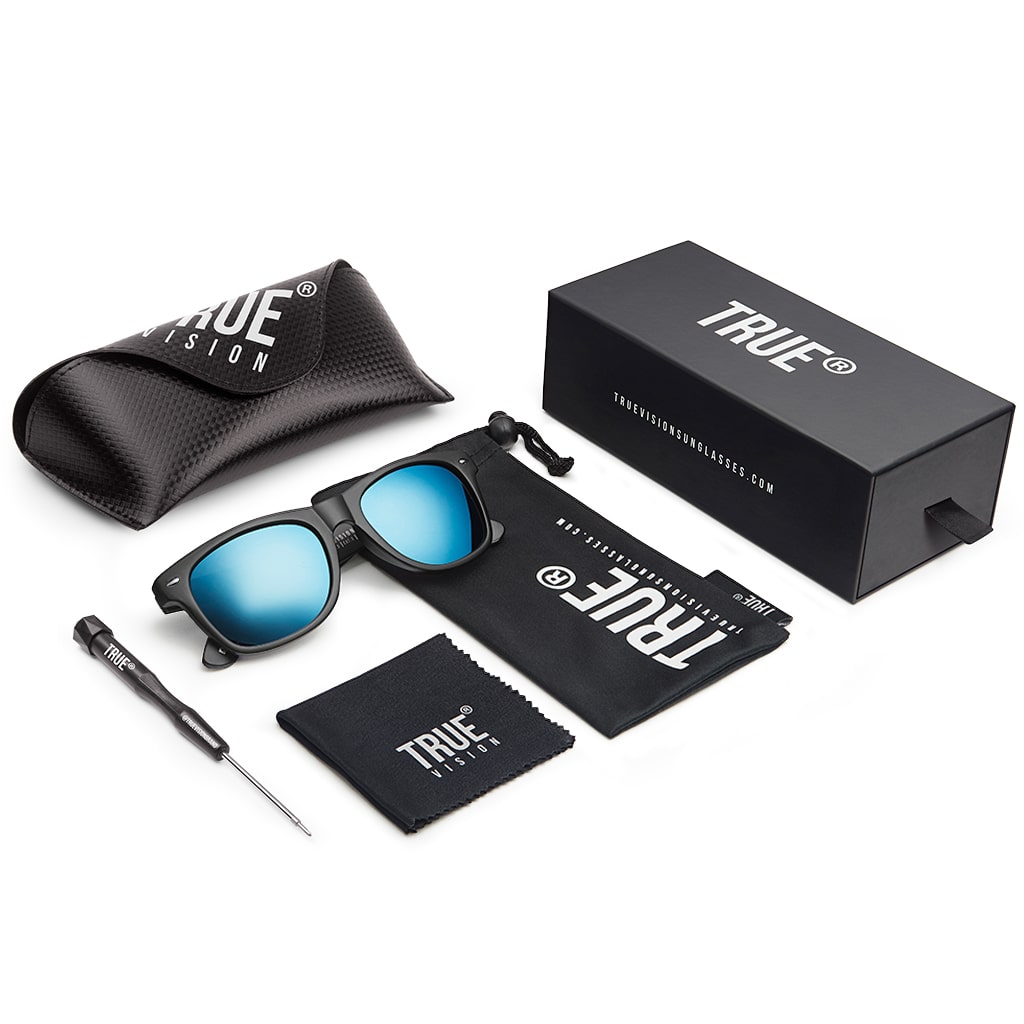 Polarised Sunglasses with Accessories