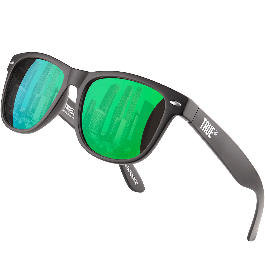 Polarised Sunglasses with Accessories